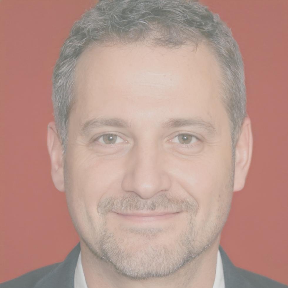 Ritratto di Luca Bernardi